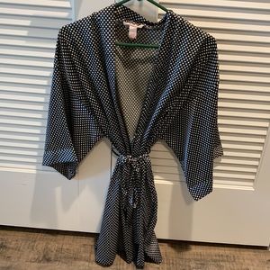 Victorias Secret black and white satin robe